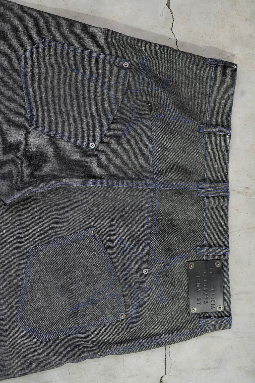 Selvedge Denim Jeans - Studio Nigma