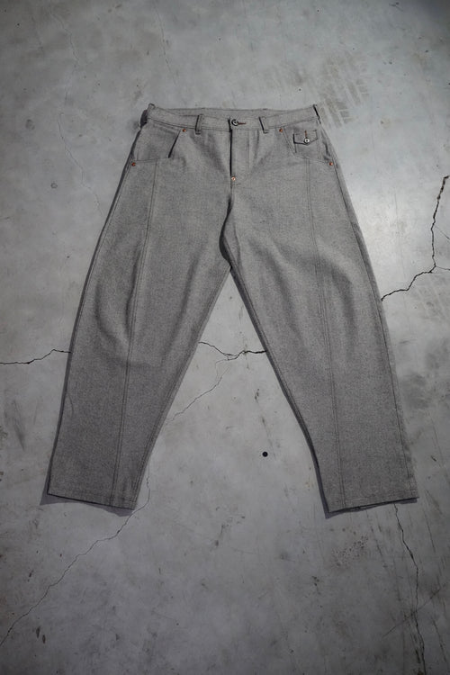 Balloon Selvedge denim jeans