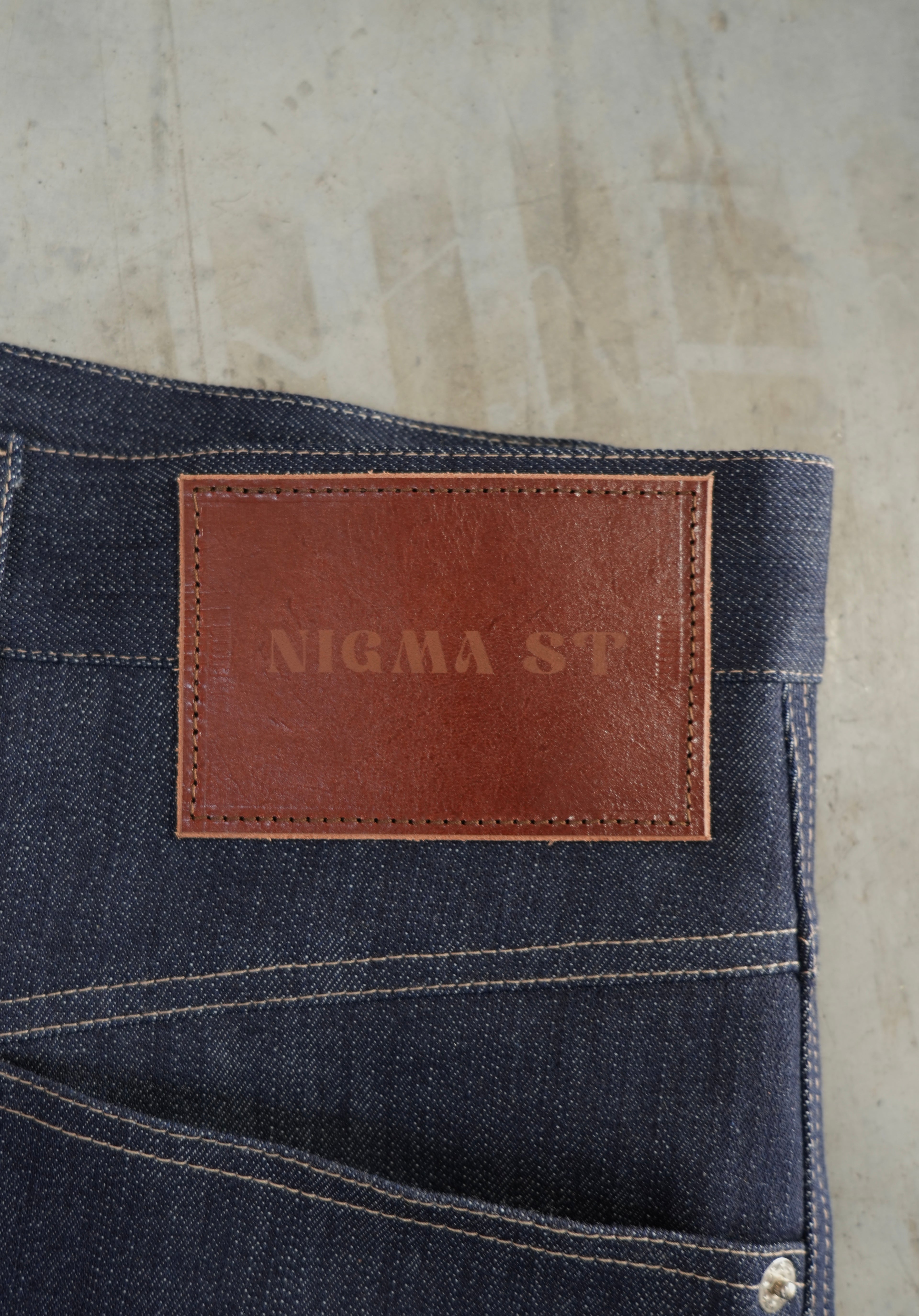 Reverse Denim Jeans - Studio Nigma