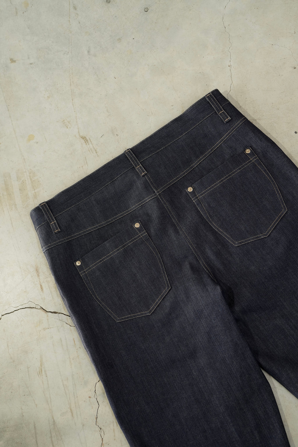 Reverse Denim Jeans - Studio Nigma